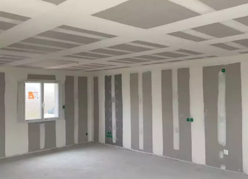 pose-de-plafond